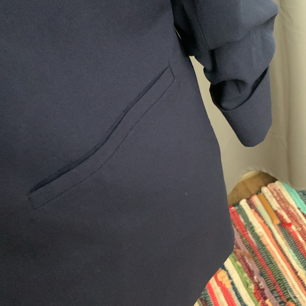Blazer - Picture 3 of 8